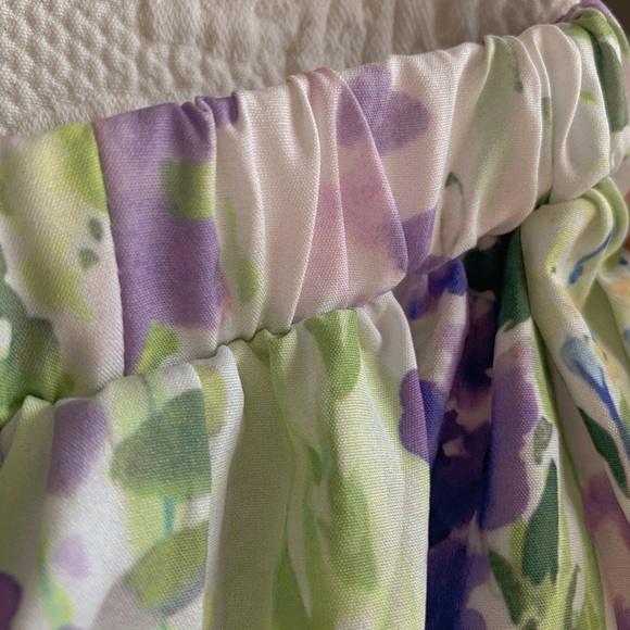 Purple floral skirt with stretch band waist. - Picture 2 of 2